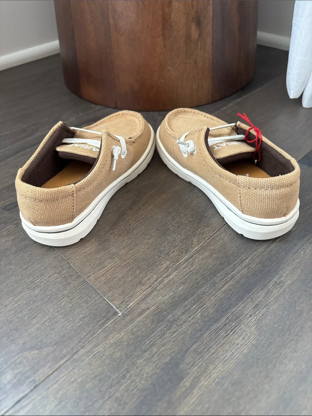 Ariat Lil Stompers WSHD Canvas,foam sole,fabric upper,mesh lined,slip on